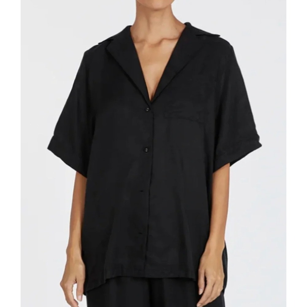 DISSH Kingston Short Sleeve Button Down Shirt 4 Minimal Black Lagenlook Blouse
